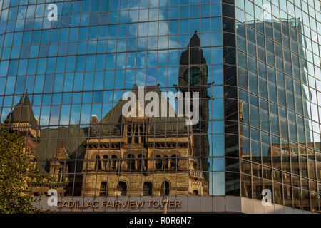 Toronto, Canada - le 10 octobre 2018 : construction législative de l'Ontario, Toronto Banque D'Images