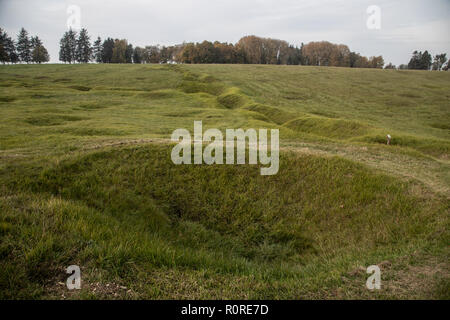 4 novembre 2018 : Beaumont-Hamel, Picardie, France. Les vestiges de tranchées de la bataille de la somme pendant la Première Guerre mondiale 1 à l'Newfoundl Beaumont-Hamel Banque D'Images