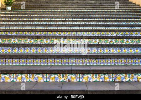 Caltagirone, Italie - le 22 septembre 2018 : escalier de Santa Maria del Monte. Caltagirone, en Sicile, Italie. Banque D'Images