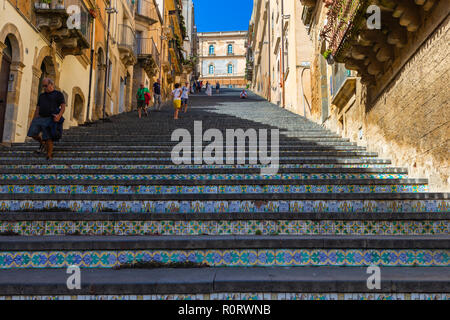 Caltagirone, Italie - le 22 septembre 2018 : escalier de Santa Maria del Monte. Caltagirone, en Sicile, Italie. Banque D'Images