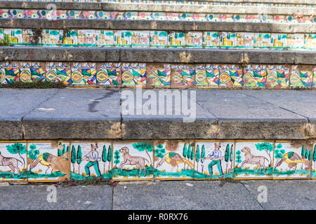 Caltagirone, Italie - le 22 septembre 2018 : escalier de Santa Maria del Monte. Caltagirone, en Sicile, Italie. Banque D'Images