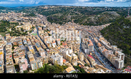 Vue aérienne. Modica est une ville française, située dans la province de Raguse, Sicile, Italie. Banque D'Images