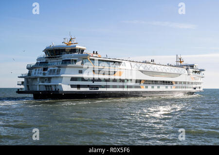 TEXELSTROOM TESO de ferry. Le Royal TESO N.V. est une société privée d'exploitation que le ferry boat service public à destination et en provenance de l'île néerlandaise de Texel Banque D'Images