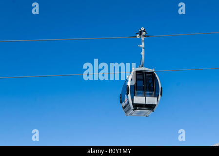 En voiture du centre de ski alpin, Solda (Sulden), Italie Banque D'Images