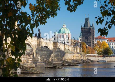 Praghe - Le pont Charles. Banque D'Images