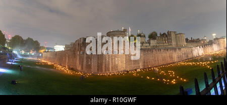 10000 les lumières à la Tour de Londres. Se souvenir des gens qui sont morts dans la Première Guerre Mondiale 2018 est la 100ème année depuis la fin de la guerre. Banque D'Images