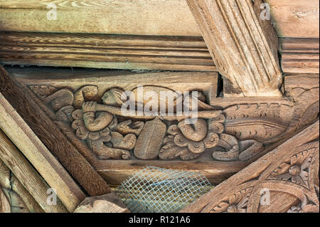 Cathédrale de Hereford, Royaume-Uni. Sculptures sur bois médiévales dans le toit de la 15c St John's à pied Banque D'Images