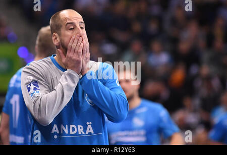 Stuttgart, Allemagne. 05Th Nov, 2018. Handball : Bundesliga, Stuttgart TVB - SC Magdeburg, 12e journée à la Porsche Arena. L'entraîneur Jürgen Schweikardt Stuttgart. Credit : Marijan Murat/dpa/Alamy Live News Banque D'Images