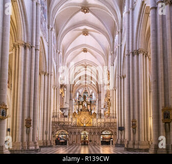 Nef de la cathédrale de Tolède ( primat de la cathédrale Sainte Marie de Tolède), Tolède, Castille la Manche, Espagne Banque D'Images