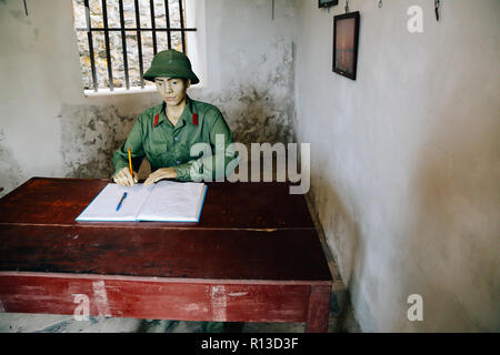 Cat Ba, le Vietnam - 18 octobre 2018 : Cannon Fort monument historique Banque D'Images