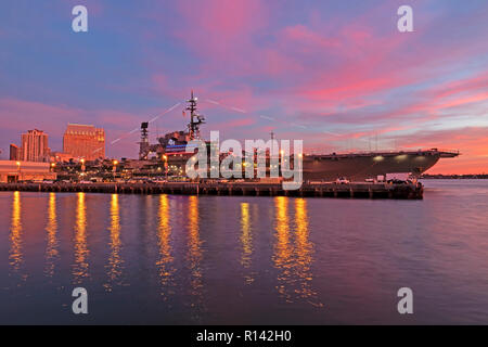 San Diego waterfront porte-avions USS Midway Museum Banque D'Images