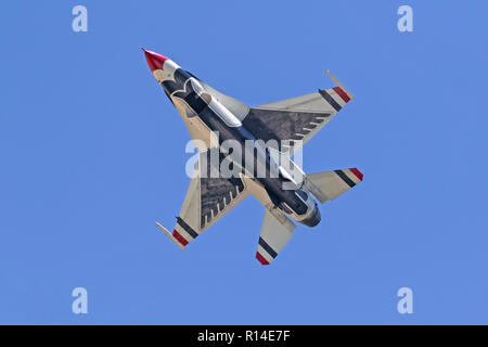 Thunderbirds de l'avion de chasse F-16 Banque D'Images