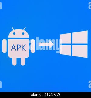 La Russie, Poltavskaya village - 13 août 2016 : le logo Windows 10 logo android. Symbole de compatibilité. Banque D'Images