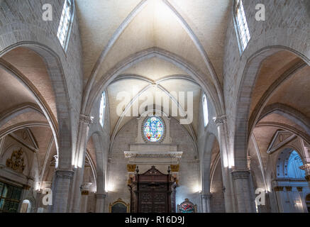 Valencia, Espagne - Octuber 14, 2016 : La nef de la Cathédrale Banque D'Images