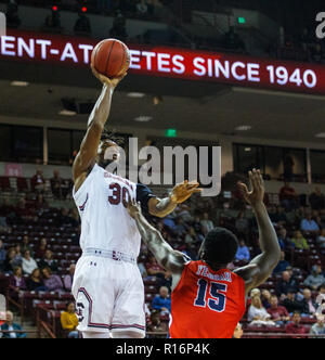 Columbia, SC, États-Unis d'Amérique. Nov 9, 2018. South Carolina Gamecocks de l'avant Chris Silva (30) dans le match de basket-ball de NCAA de Colonial Life Arena de Columbia, SC. (Scott Kinser/Cal Sport Media) Credit : csm/Alamy Live News Banque D'Images