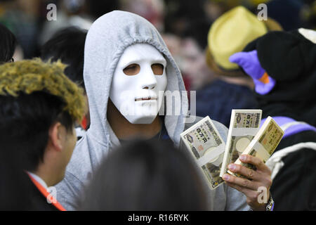 Shibuya, Tokyo, Japon. 31 octobre, 2018. Les amateurs d'Halloween dress up sur les costumes au cours de la nuit de Halloween 2018 quartier Shibuya le mercredi, Octobre 31, 2018. Shibuya est devenue la scène principale pour l'Halloween à Tokyo au Japon et continue été un événement d'Halloween dans laquelle des milliers de personnes se réunissent pour montrer leur variété de costumes. Photo par : Ramiro Agustin Vargas Tabares Crédit : Ramiro Agustin Vargas Tabares/ZUMA/Alamy Fil Live News Banque D'Images