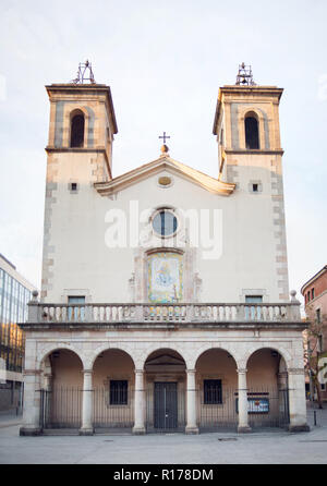 Barcelone, Espagne - Mars 18, 2018 : l'Eglise de Sant Pere Nolasc à Barcelone. Façade principale. Matin sans personnes. Église a été construite au 18e siècle. Banque D'Images