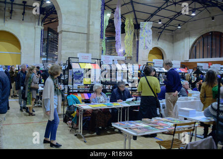 Paris : Inauguration du 28e Salon de la Revue Banque D'Images