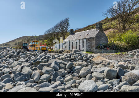 Cottage de pêcheurs sur les rives au nord * Plusieurs autres calvaires parsèment, Gwynedd, Pays de Galles Banque D'Images