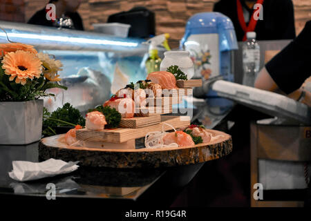 Plateau de sushis à proximité Banque D'Images