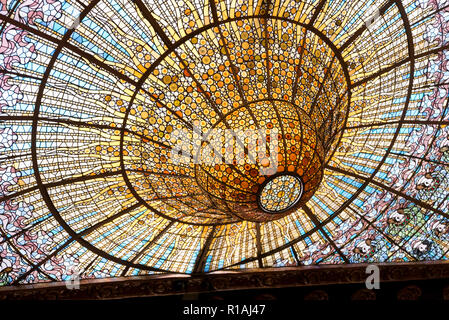 Vitraux en puits de Palau de la Musica, Barcelone, Espagne Banque D'Images