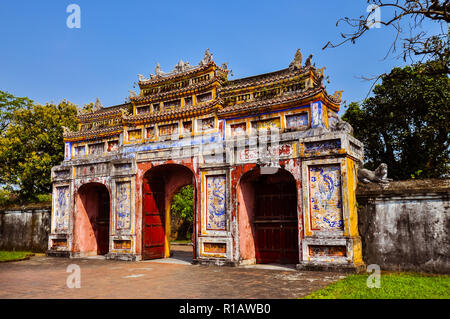 Gateway de Dien Tho - La Ville Impériale, Hue, Vietnam Banque D'Images