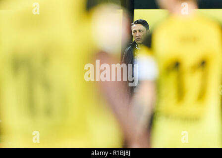 Dortmund, Allemagne. 10 Nov, 2018. L'entraîneur-chef Niko Kovac (FCB) demi-taille, le portrait, le Borussia Dortmund - FC BAYERN MUNICH 3-2 - DFL RÈGLEMENT INTERDIT TOUTE UTILISATION DES PHOTOGRAPHIES comme des séquences d'images et/ou quasi-vidéo - 1.ligue de soccer allemand , Dortmund, le 10 novembre 2018, la saison 2018/2019 journée 11, FCB © Peter Schatz / Alamy Live News Banque D'Images