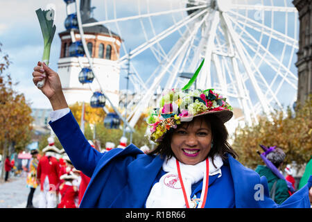 Düsseldorf, Allemagne. 11 novembre 2018. La saison de carnaval allemand commence traditionnellement à 11 minutes passé 11 heures le 11 novembre et qui aujourd'hui coïncide avec le centenaire du jour de l'Armistice, la fin de la Première Guerre mondiale. Photo : 51Nord/Alamy Live News Banque D'Images