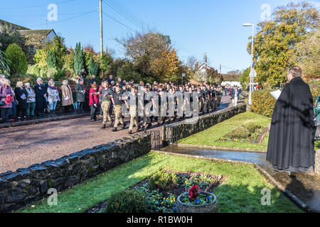 East Budleigh, l'est du Devon, Angleterre. 11 novembre 2018, jour du Souvenir au monument aux morts. Crédit 'Peter Bowler/Alamy Live News' Banque D'Images