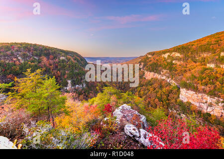 Cloudland Canyon, Utah, USA paysage d'automne au crépuscule. Banque D'Images