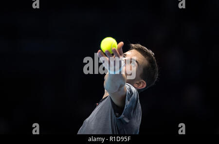 Londres, Royaume-Uni. 11Th Nov 2018. Dominic Thiem (Autriche) pendant la Nitto ATP World Tour Finals Londres à l'O2, Londres, Angleterre le 11 novembre 2018. Photo par Andy Rowland. Crédit : Andrew Rowland/Alamy Live News Banque D'Images