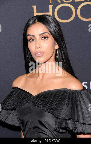 NEW YORK, NY - 11 novembre : L'actrice Parveen Kaur assiste à la projection spéciale de New York 'Robin des Bois' à AMC Lincoln Square Theatre le 11 novembre 2018 à New York. Banque D'Images