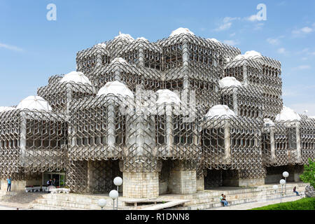 La Bibliothèque nationale du Kosovo, de l'Université de Pristina, Pristina, République du Kosovo Banque D'Images