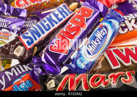 Beaucoup de UK de chocolat de Cadbury et de Mars Banque D'Images