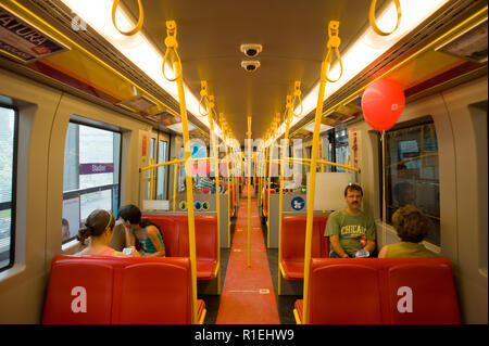 Wien, Bau der U-Bahn U2, Tag der offenen Tür, Pulikumsfahrten Banque D'Images