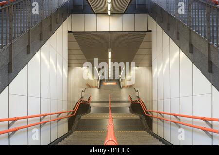 Wien, U-Bahnlinie U3, Station Johnstraße, Fuchs U-Bahn (AGU) Holzbauer, Marschalek, Ladstätter, Gantar - Vienne, U-Bahnlinie U3, Station J Banque D'Images