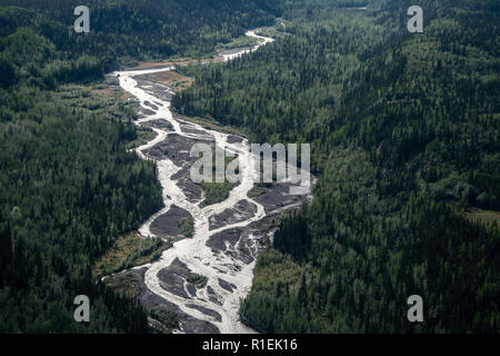 Vue aérienne de la rivière Kennicott McCarthy tressée près de l'Alaska Banque D'Images