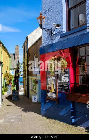 Bâtiments colorés à TENBY, PEMBROKESHIRE Banque D'Images