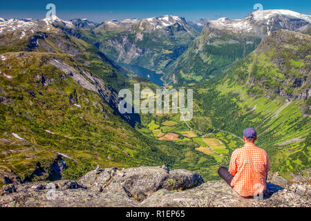 Vue sur Geirangerfjord en Norvège, Europe. Banque D'Images