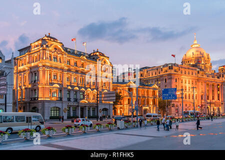 Shanghai, Shanghai, Chine. 12Th Nov, 2018. Shanghai, Chine-paysage de nuit des architectures historiques sur le Bund à Shanghai, Chine. Crédit : SIPA Asie/ZUMA/Alamy Fil Live News Banque D'Images