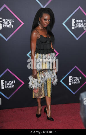 Santa Monica, Californie, USA. 11 novembre, 2018. Danai Gurira à E ! People's Choice Awards s'est tenue à la Barker Hangar à Santa Monica, CA le dimanche, Novembre 11, 2018. Photo de RPAC / PictureLux PictureLux / Crédit : Les Archives de Hollywood/Alamy Live News Banque D'Images