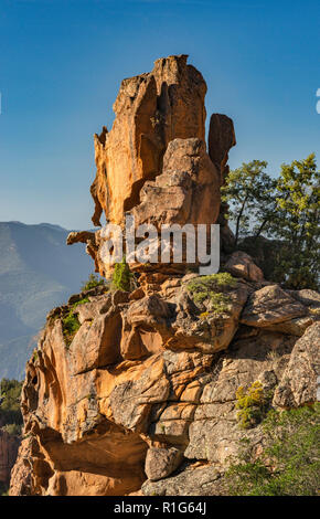 Taffoni rock, rock, granite porphyrique orange à les Calanche de Piana, Site du patrimoine mondial de l'UNESCO, près de la ville de Piana, Corse-du-Sud, Corse, France Banque D'Images