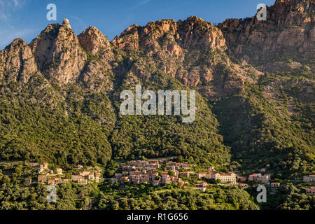 Capo d'Ota sur le massif de l'Ota, les gorges de Spelunca, Corse-du-Sud, Corse, France Banque D'Images