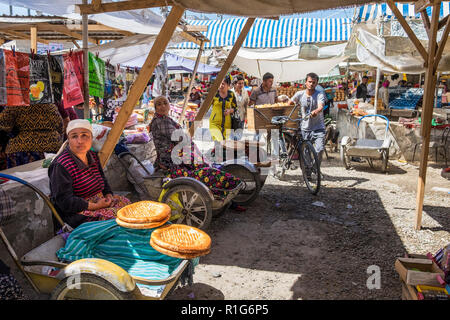 L'Ouzbékistan, environs de Boukhara, marché local Banque D'Images