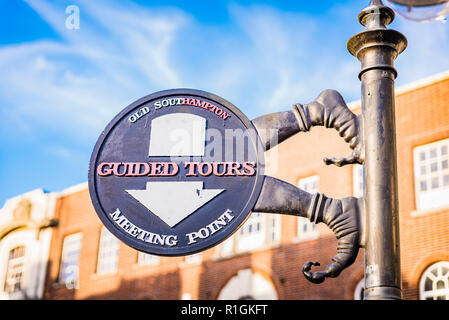 Visite à pied panneau. Southampton, Hampshire, Angleterre, Royaume-Uni, UK, Europe Banque D'Images