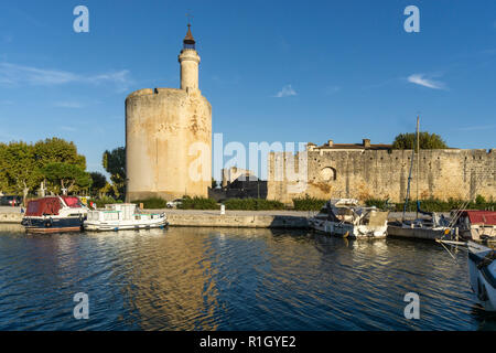 Tour de Contance, prison tower, Camargue, Languedoc-Roussillon, France Banque D'Images