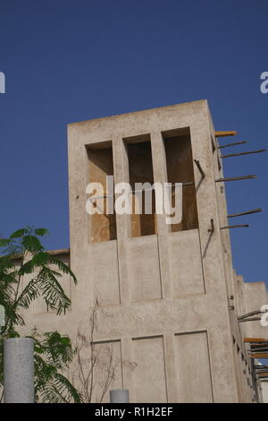 Tour de l'éolienne Al Alawi House, situé sur le sentier des perles, Manama, Royaume de Bahreïn Banque D'Images