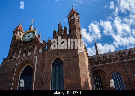 Belle vue sur l'église Sainte Marie de Gdansk, Pologne, la troisième plus grande église dans le monde. Banque D'Images