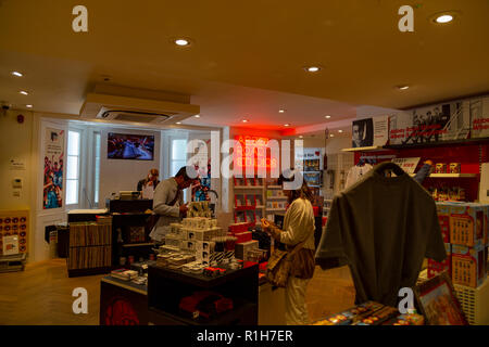 L'Abbaye Road shop de vente de divers cadeaux liés à la musique, Londres, Angleterre, Royaume-Uni Banque D'Images