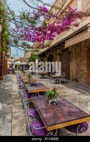 Restaurants du Vieux Souk Jbeil Byblos au Liban Moyen-Orient Banque D'Images